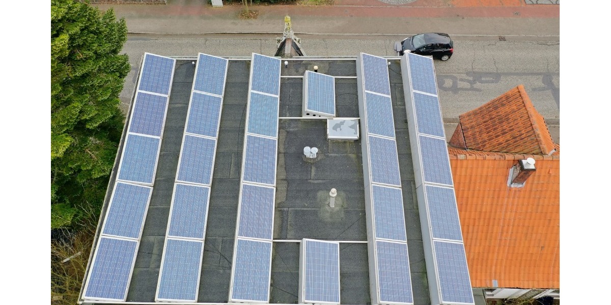 Historisches, gepflegtes Wohn- und Geschäftshaus über drei Etagen in 25709 Marne zu verkaufen. - Mehrfamilienhaus, Wohnhaus Marne | Angebot:14727432